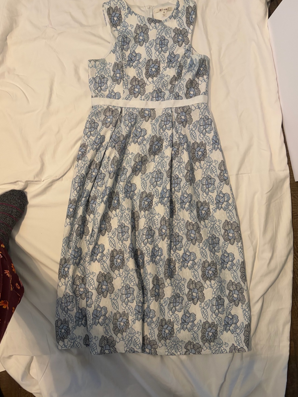 Blue Floral Sleeveless Midi Dress